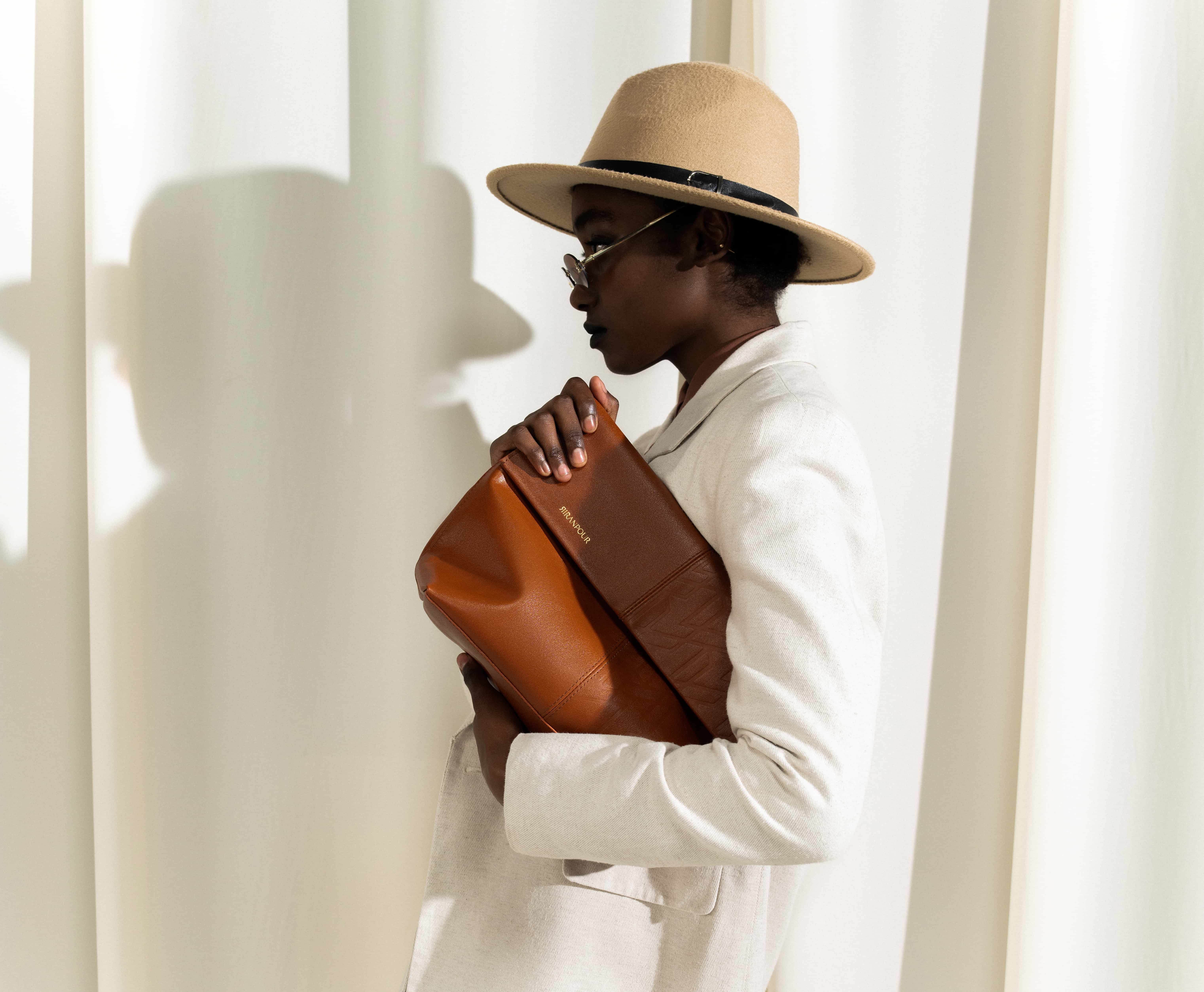 تصویر بالا سمت راست